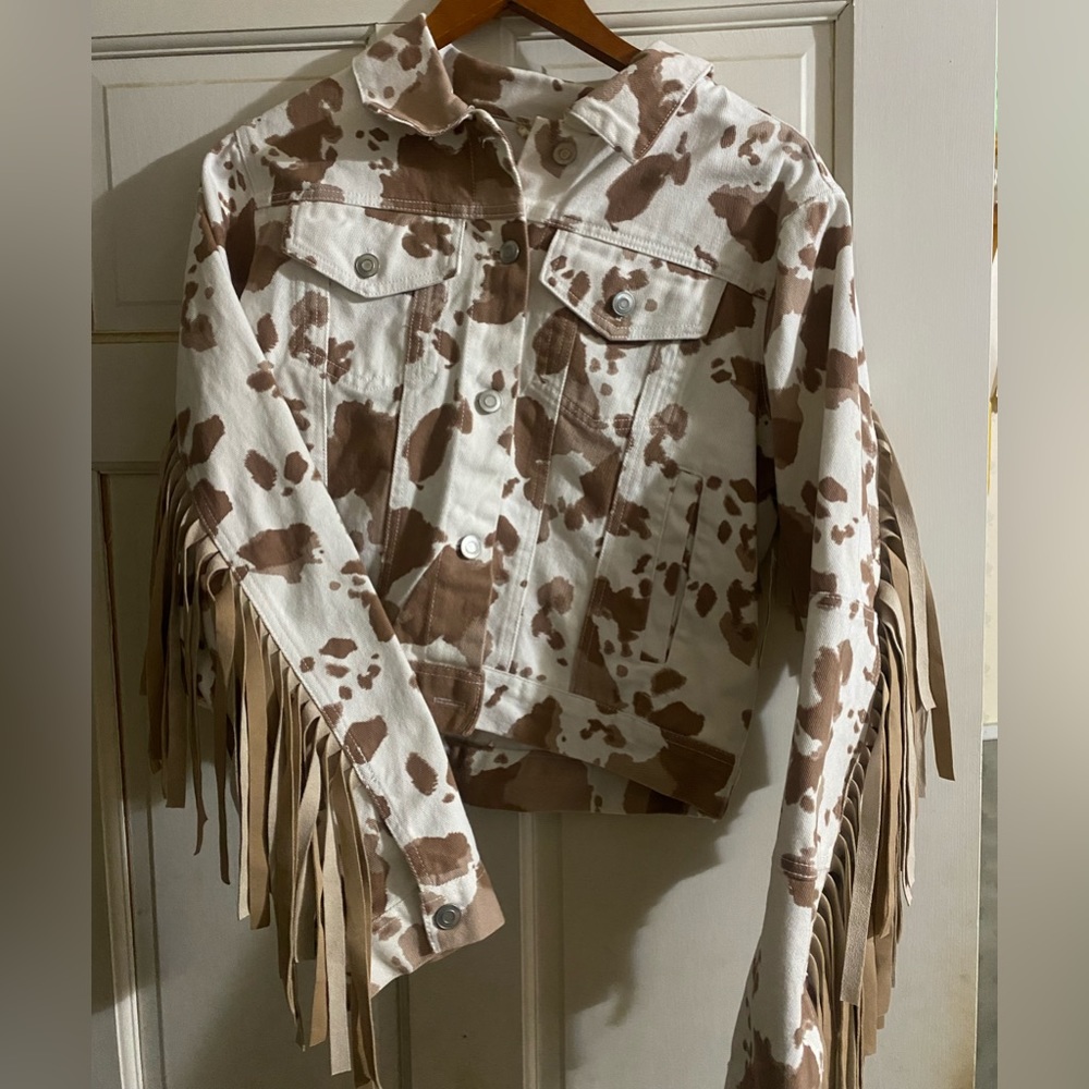Altar’d state cow print jean jacket size medium